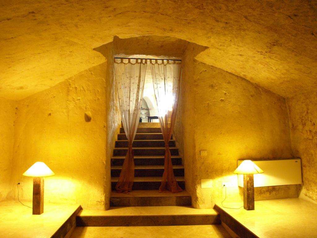 דירות מטרה Casa Grotta Le Terrazze מראה חיצוני תמונה